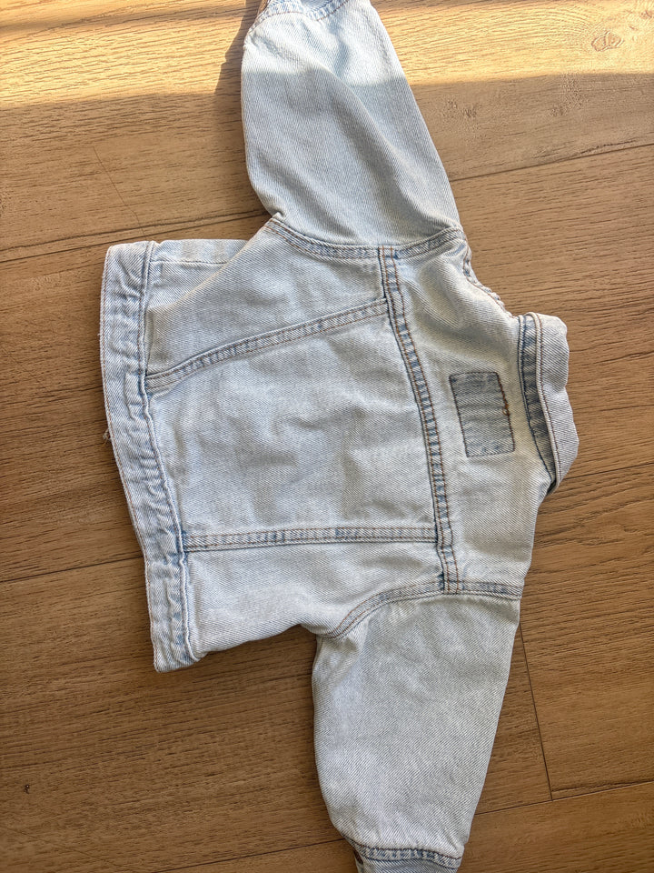 Light wash white tab vintage Levi jean jacket