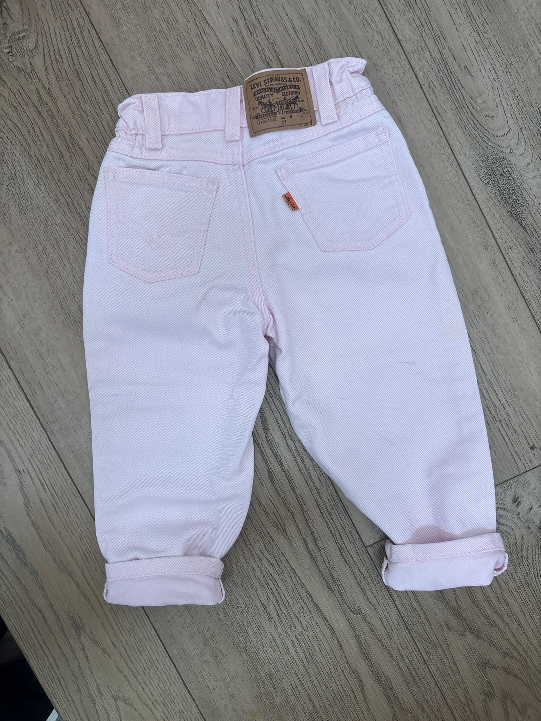 Vintage paperbag baby pink Levi’s