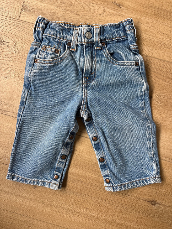 Baby’s first vintage Levi’s