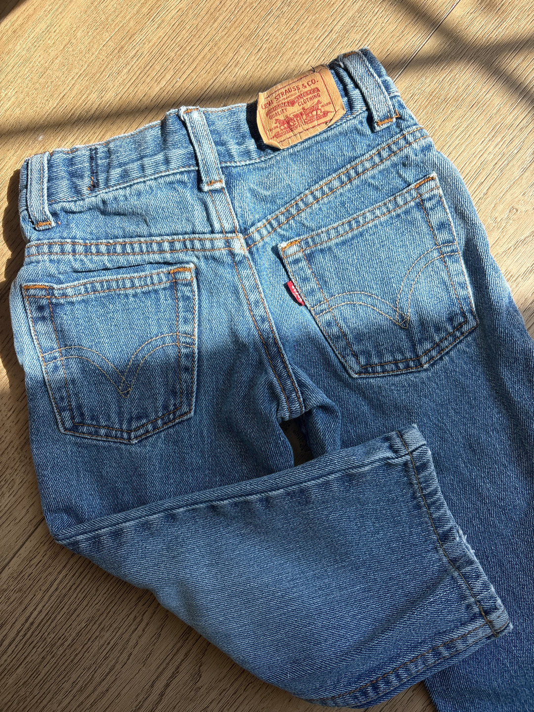 Straight leg vintage Levi jeans