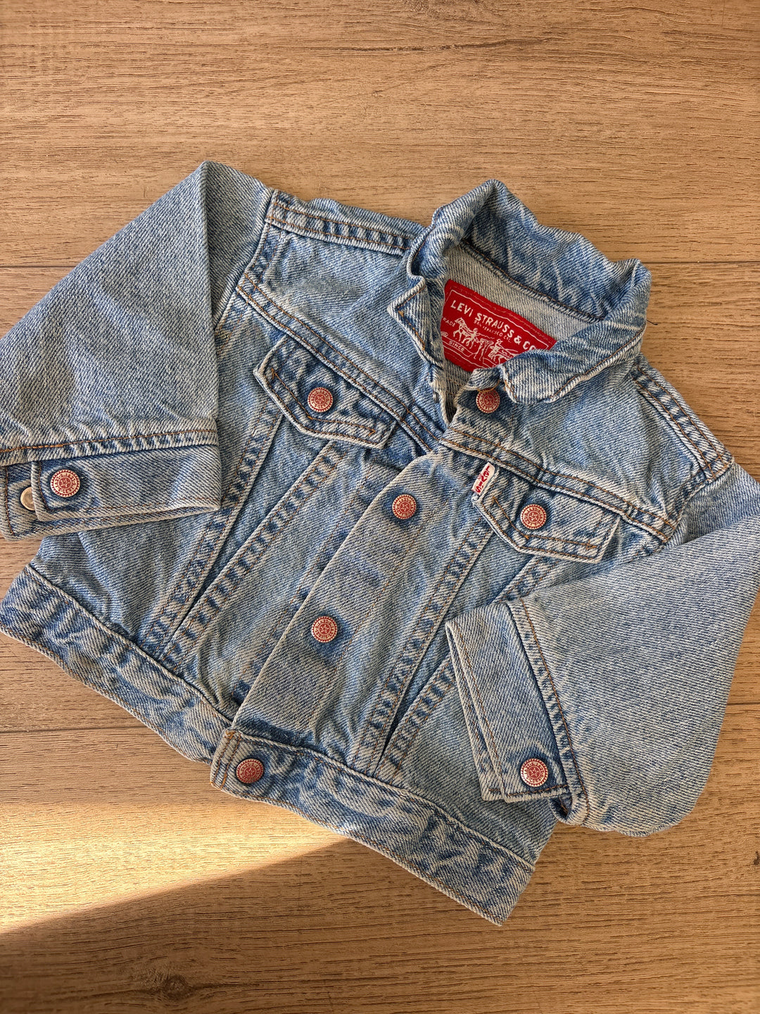 Light wash vintage tiny Jean jacket