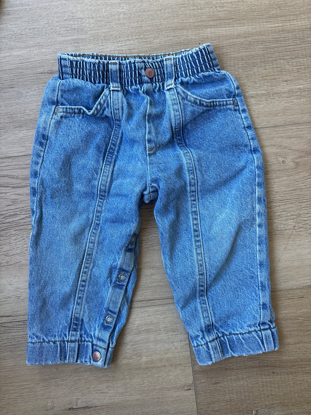 Little vintage Levi jogger jeans