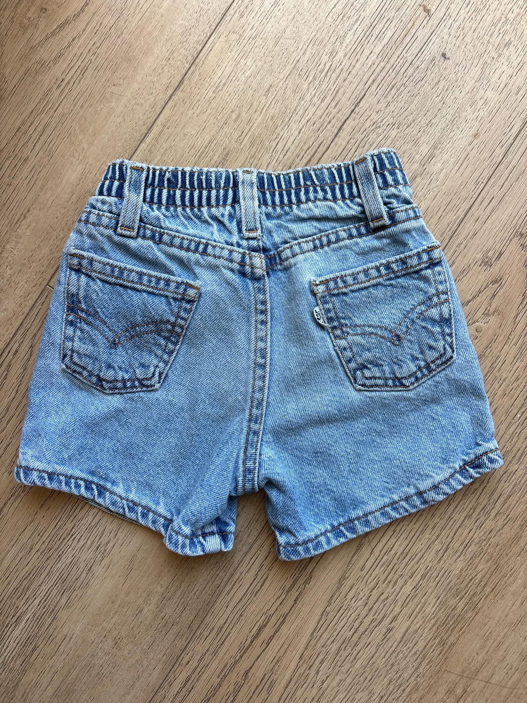 White tab vintage Levi jean shorts