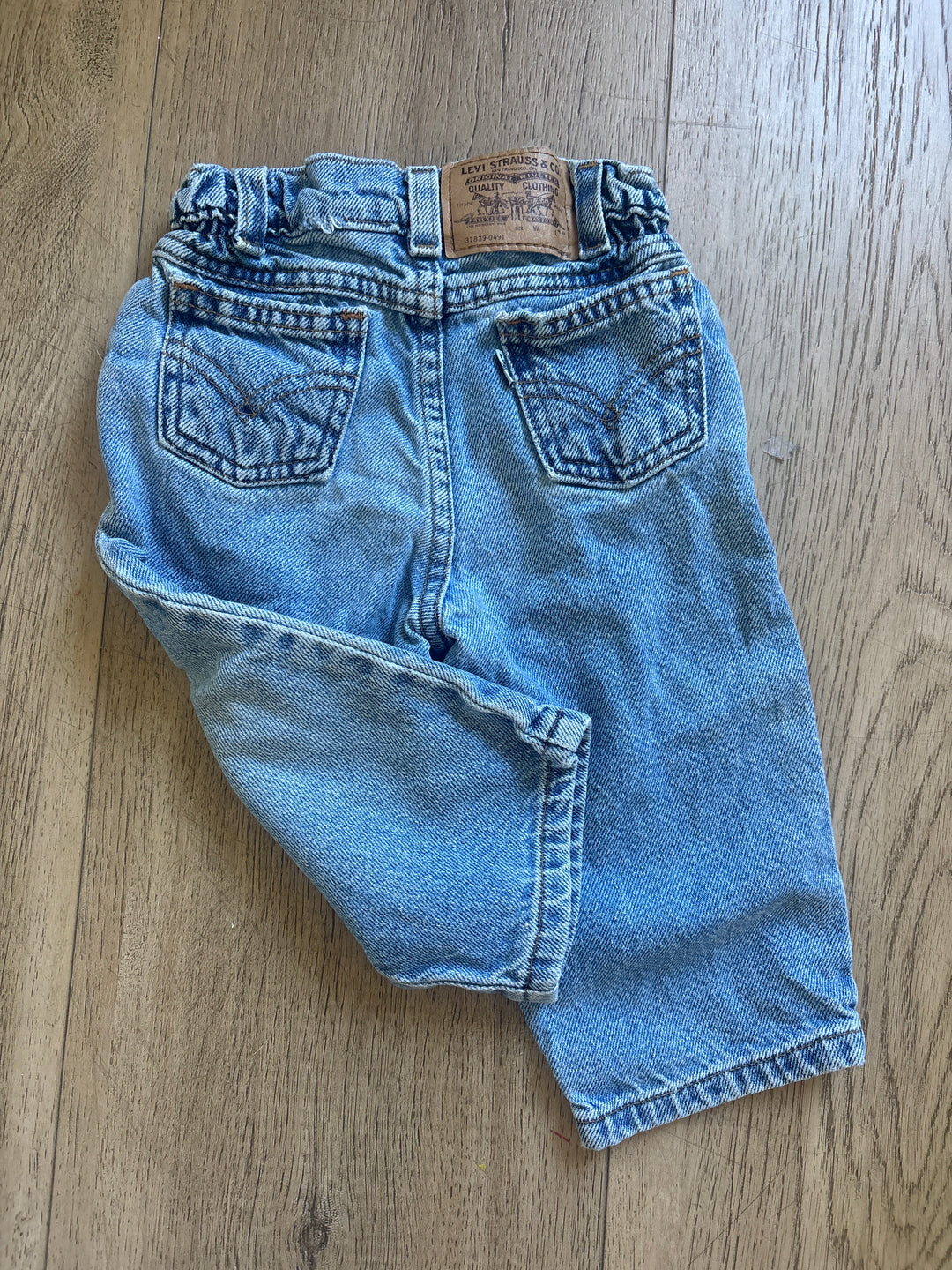 Baby’s first vintage paperbag Levi’s