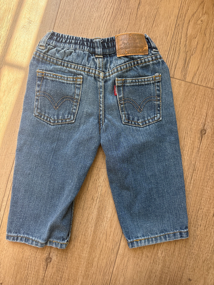 Little vintage Levi’s with elastic back