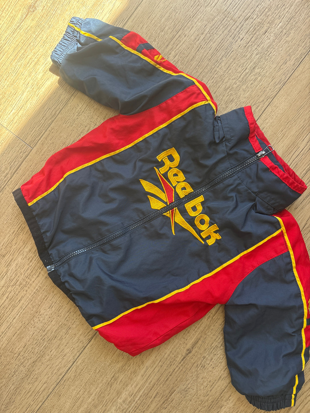Vintage baby Reebok windbreaker