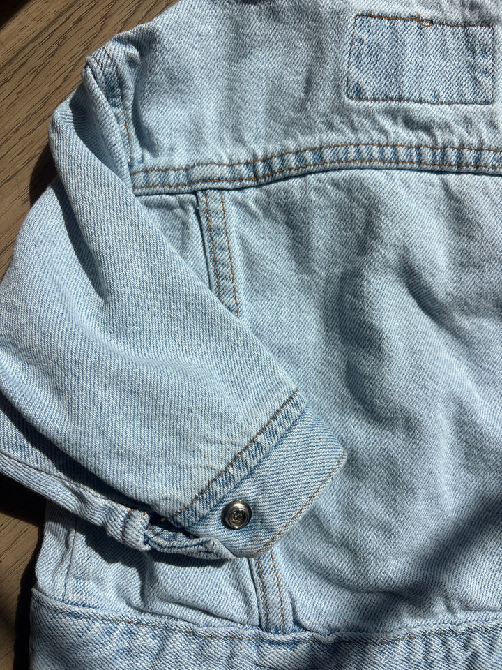 Light wash white tab vintage Levi jean jacket