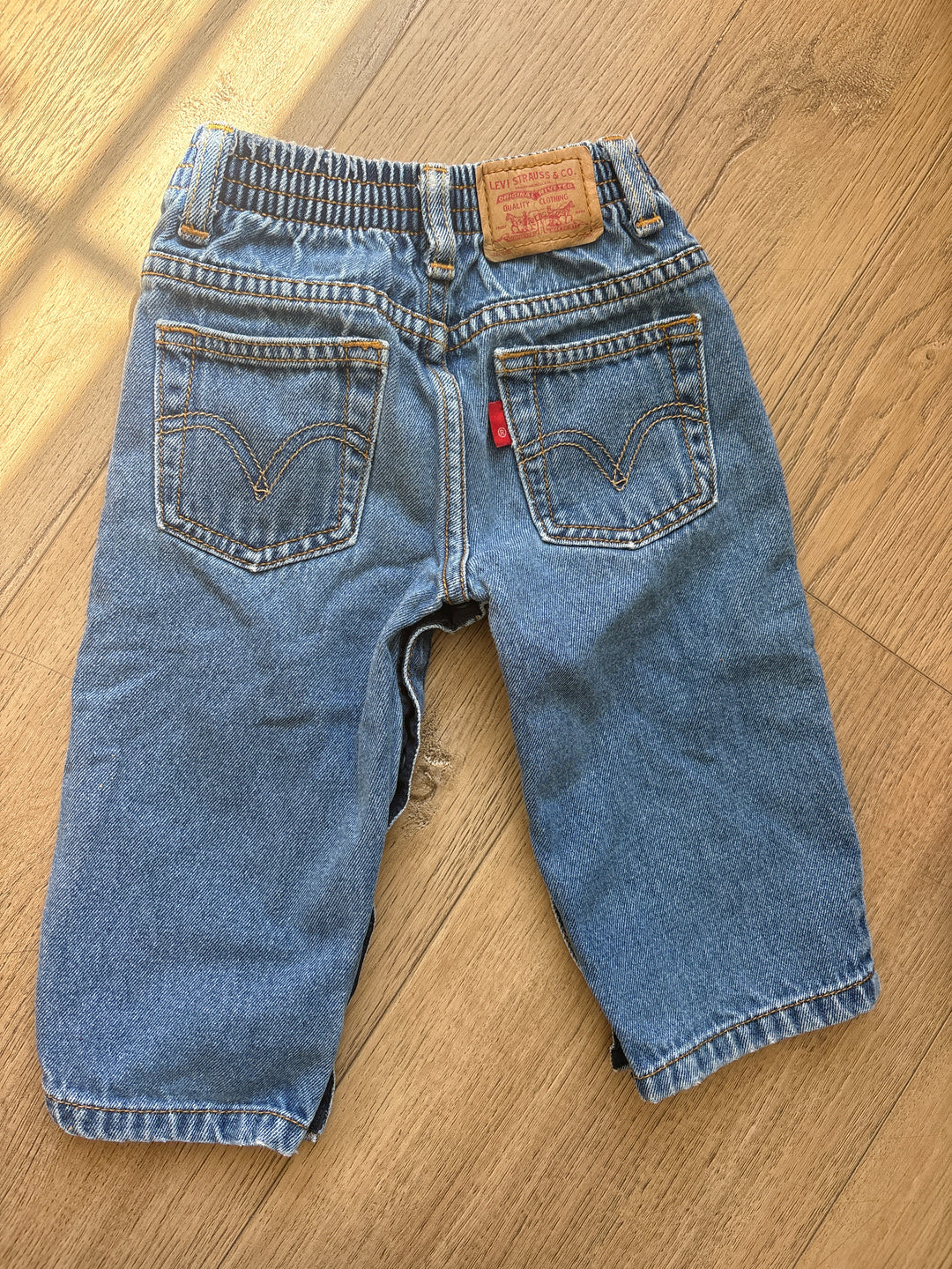 Elastic back & bottom button little vintage Levi’s