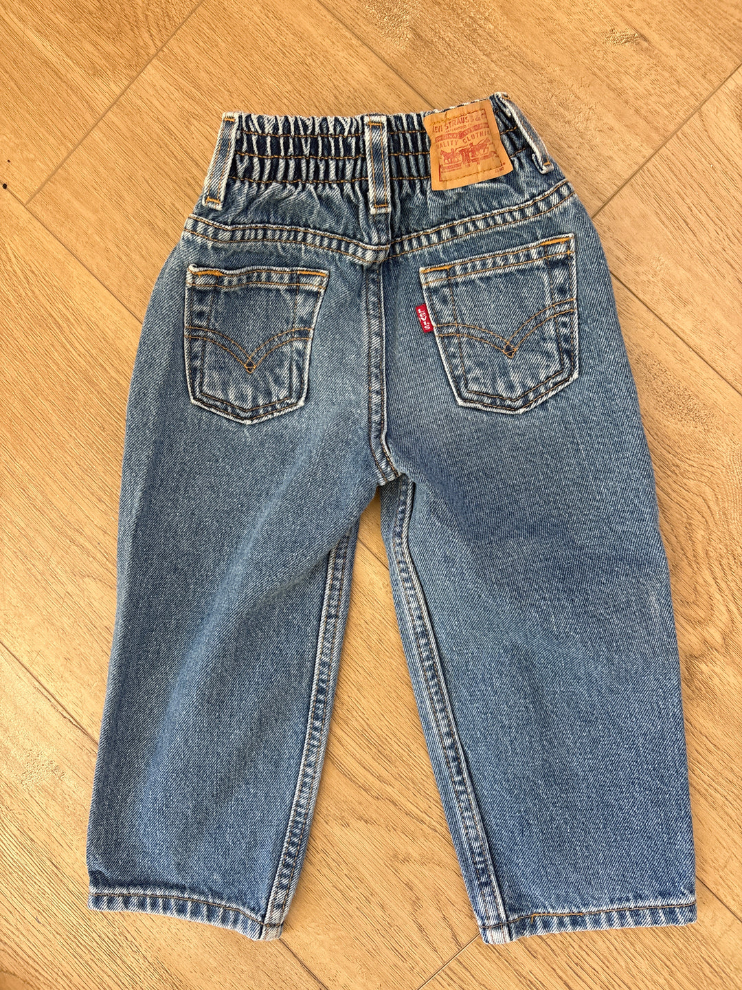 Elastic back vintage Levi’s