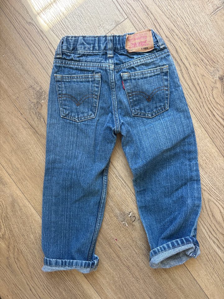Slim straight vintage Levi jean