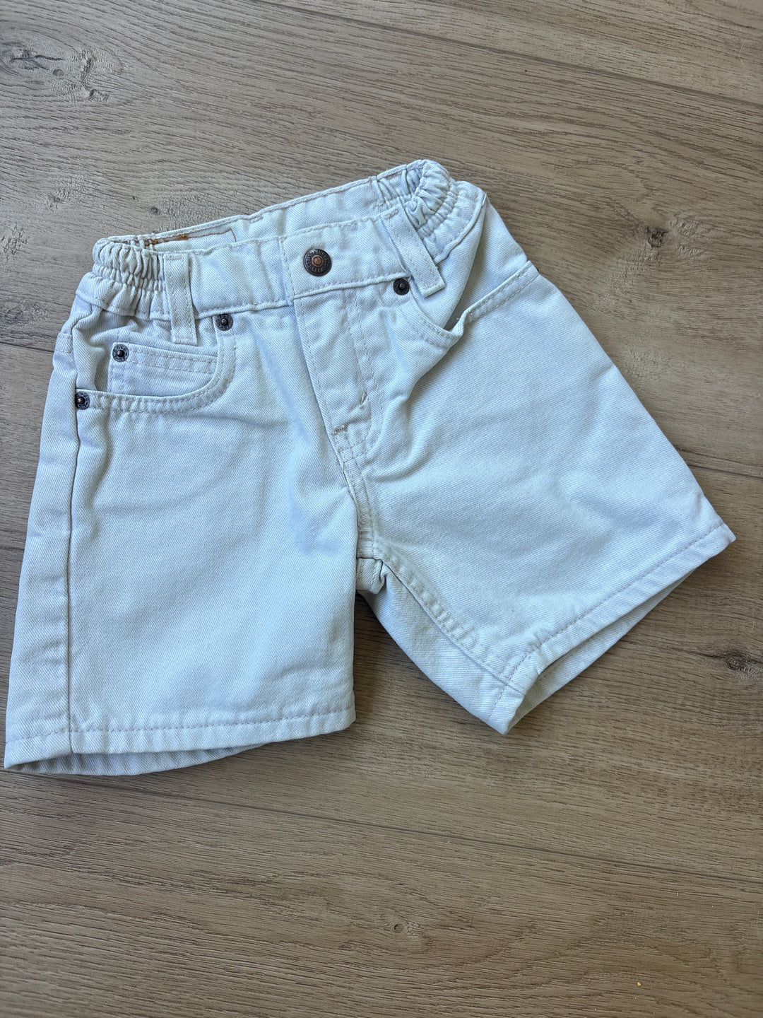 Rare cream paperbag vintage Levi Jean shorts
