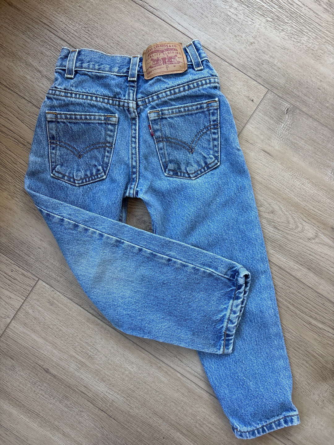 Vintage Levi slim waist jeans
