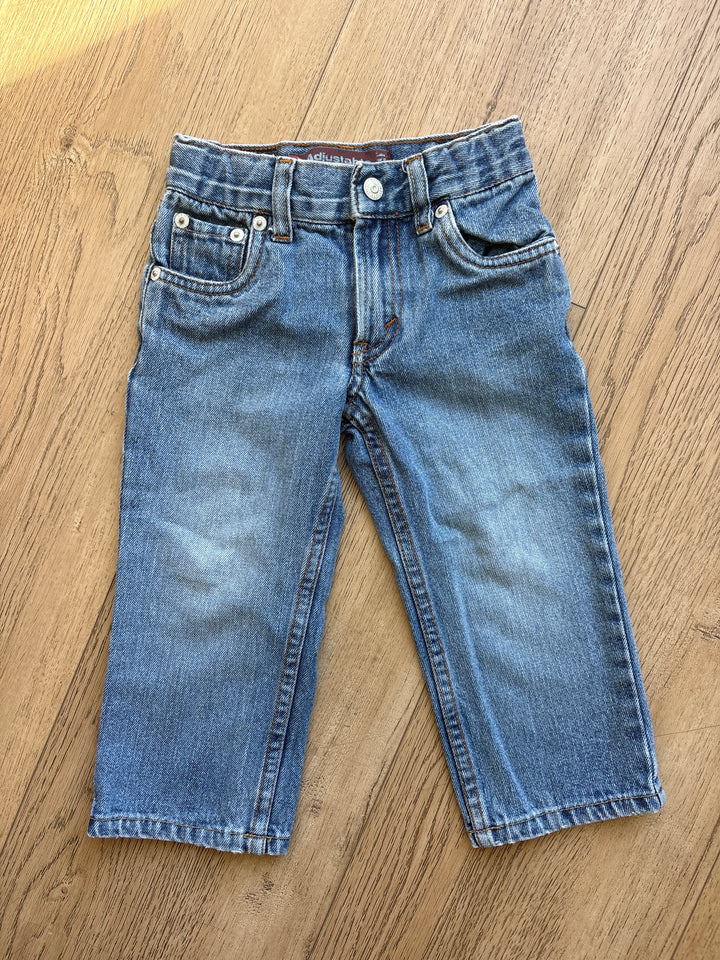 Straight leg vintage Levi jeans