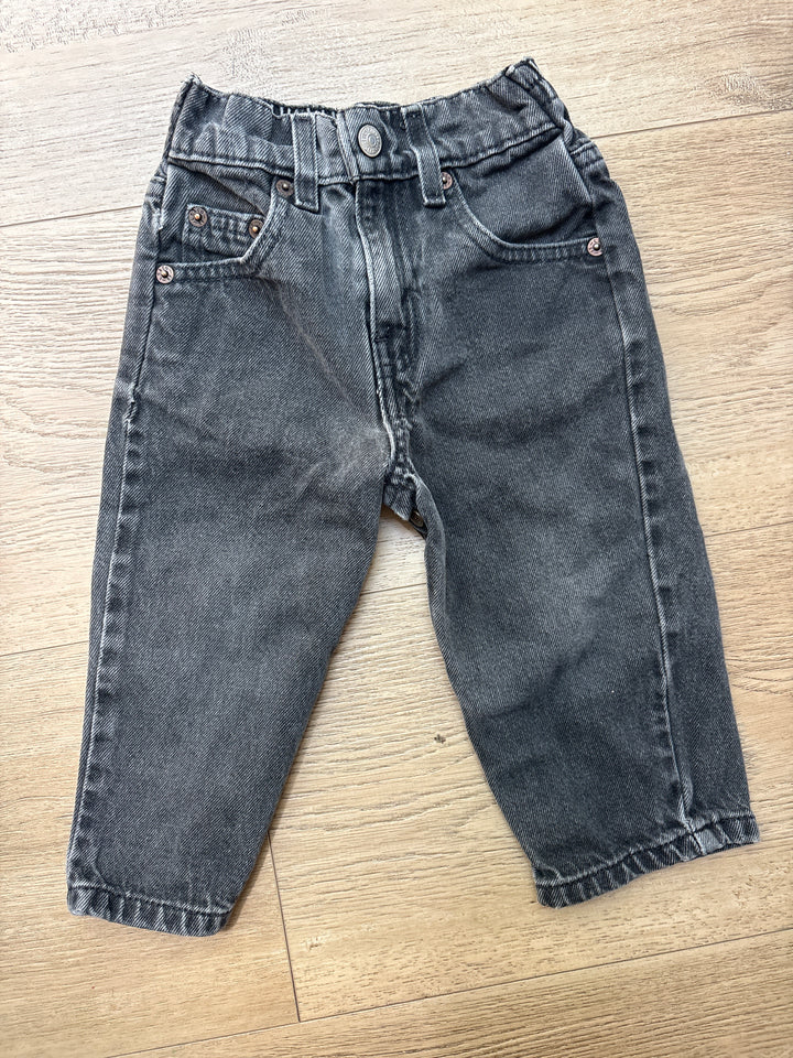 Vintage charcoal Levi jeans