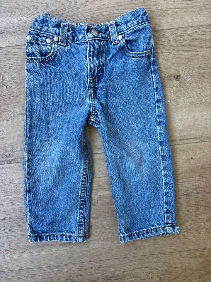 Vintage little Levi’s with pink stitching