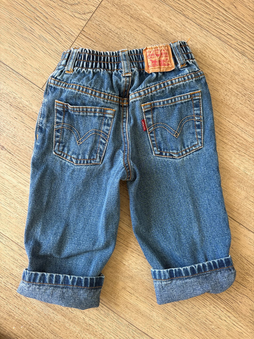 Elastic back vintage little Levi’s