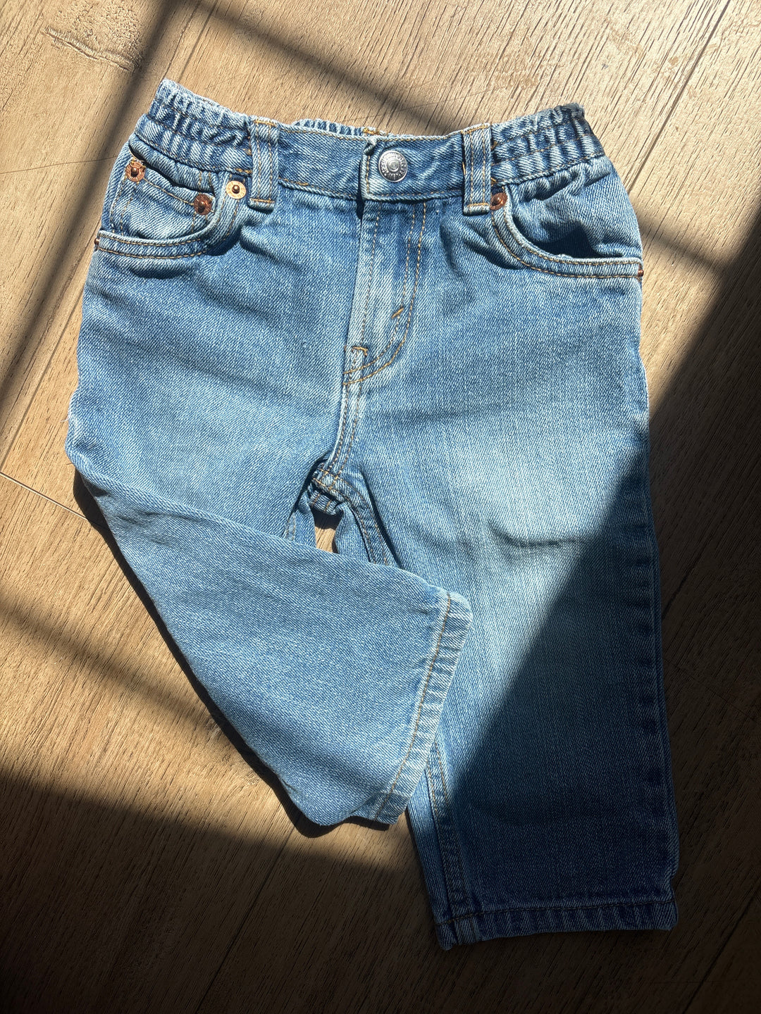 Little vintage Levi’s light wash