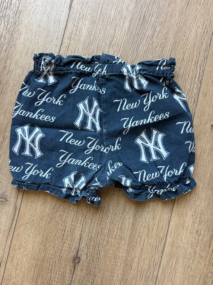 Vintage Yankee ruffle shorts