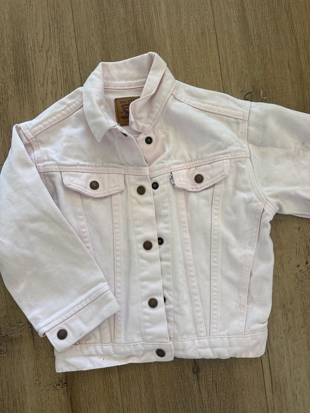 Pale pink vintage Levi jean jacket