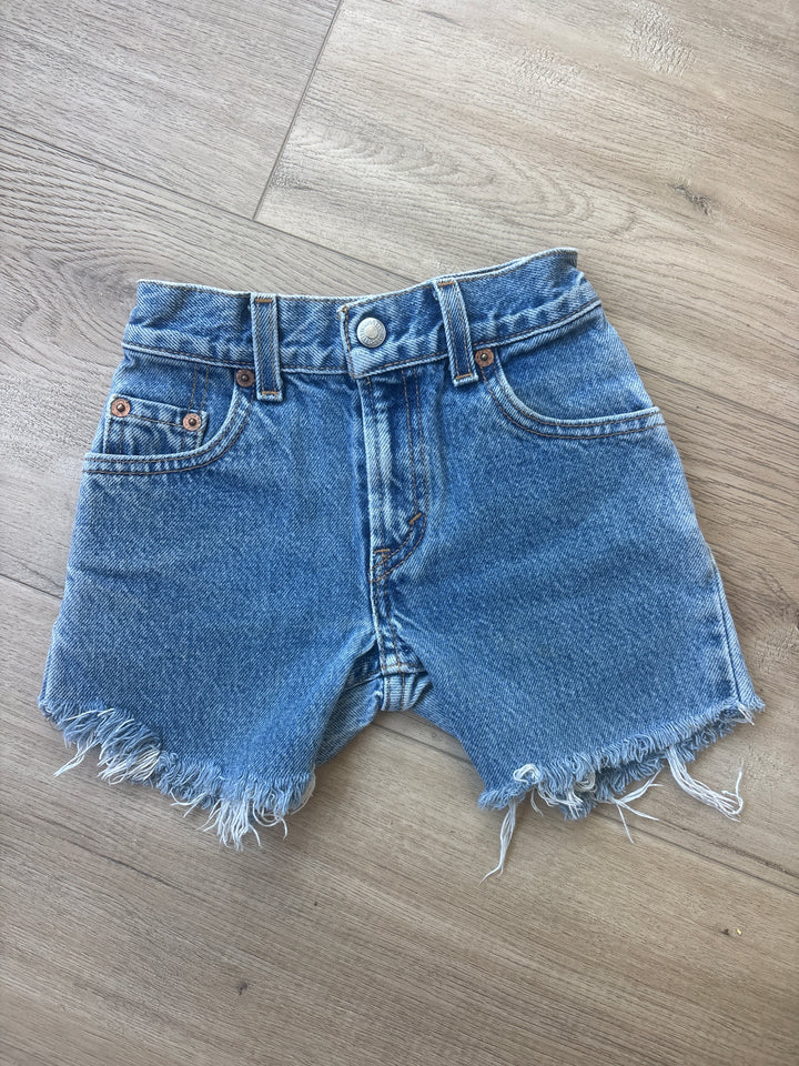 Vintage Levi cut off Jean shorts