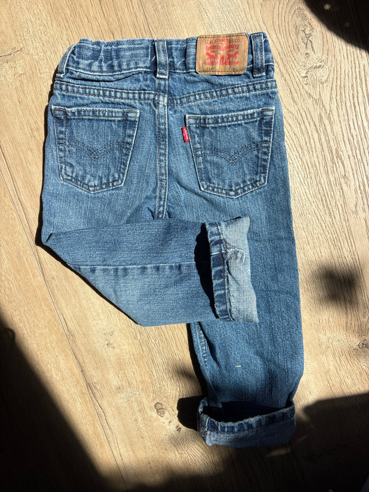 Slim straight vintage Levi’s