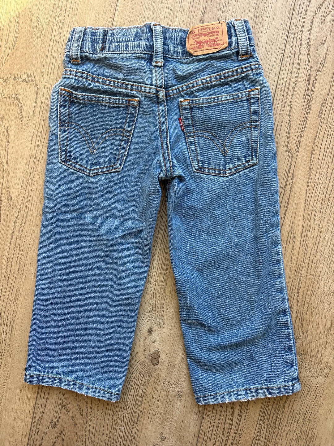 Straight leg vintage Levi jeans