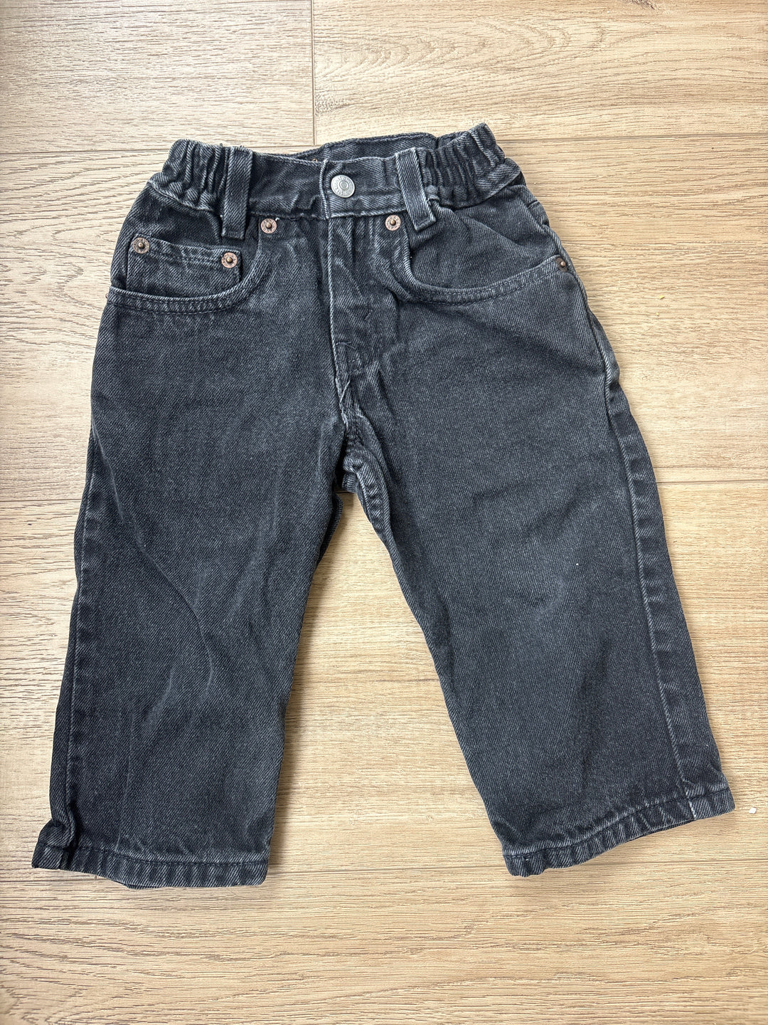 Loose fit vintage Levi’s