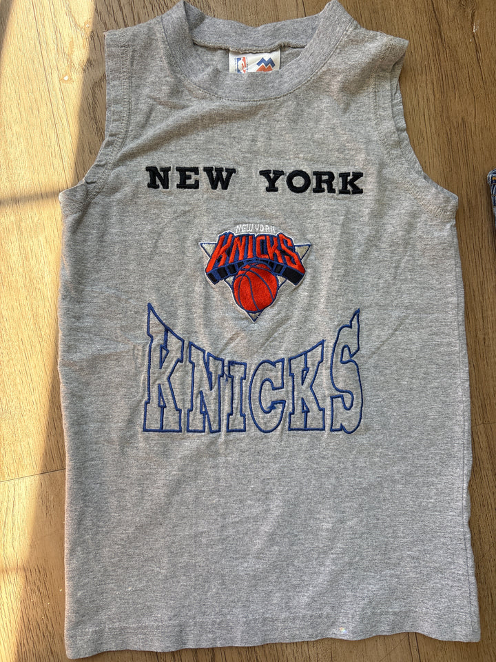 Vintage embroidery Knicks tank