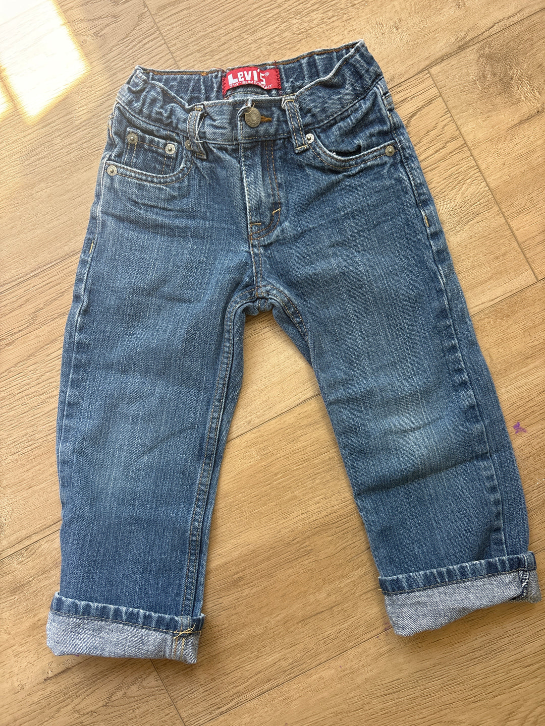 Slim straight vintage Levi’s