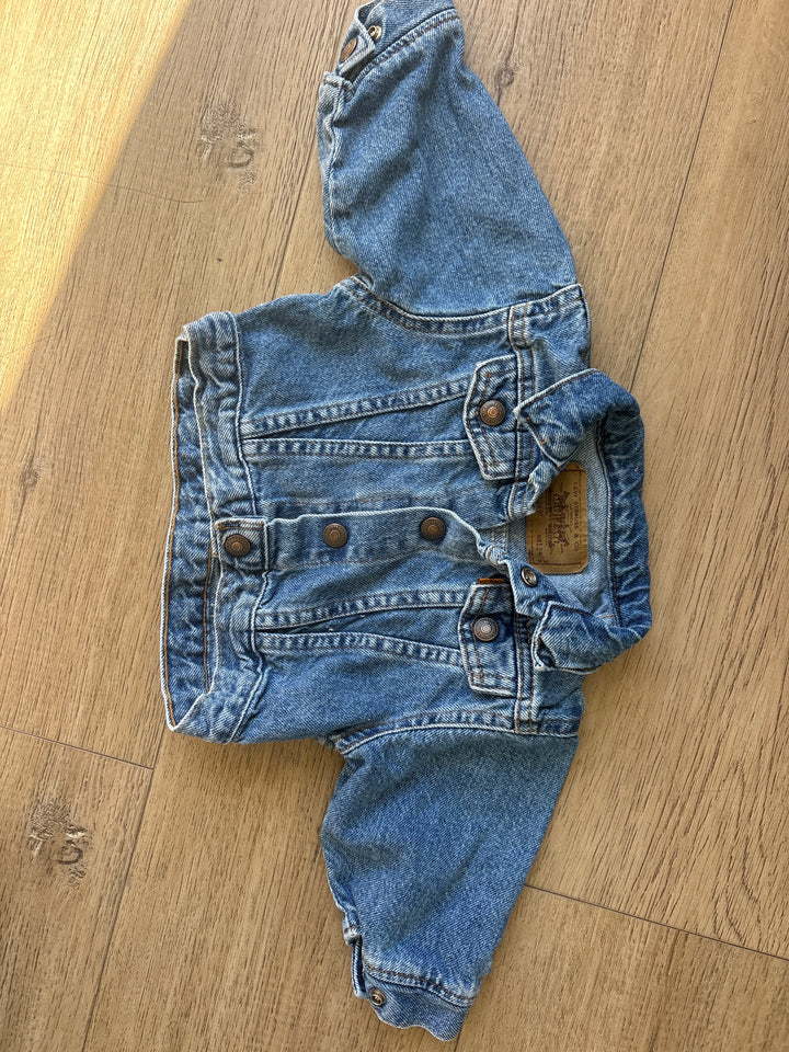 Baby’s first vintage Levi Jean jacket